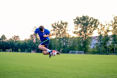 اللاعب البرازيلي لويس انريكيموهبة كروية متألقة